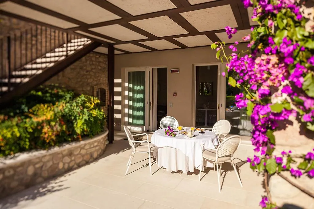Quercia Belvedere Relais Bardolino 0*,