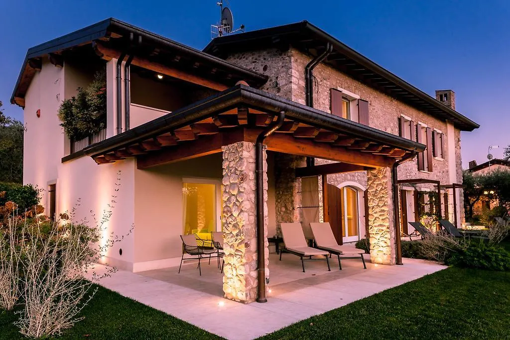 Farm stay Quercia Belvedere Relais Bardolino Italy