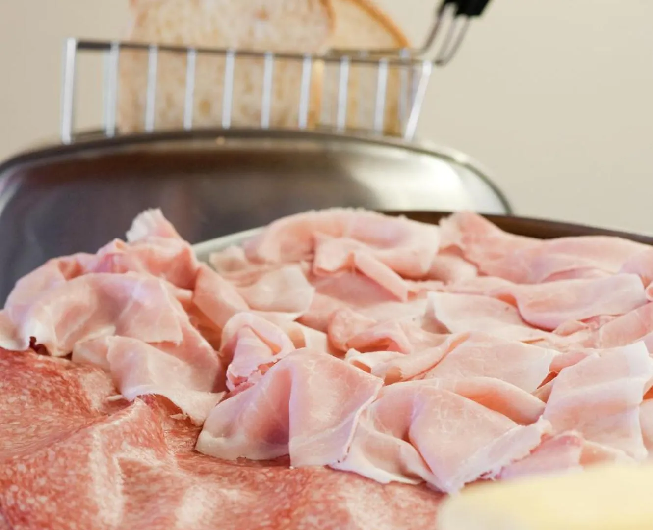 Quercia Belvedere Relais contacts