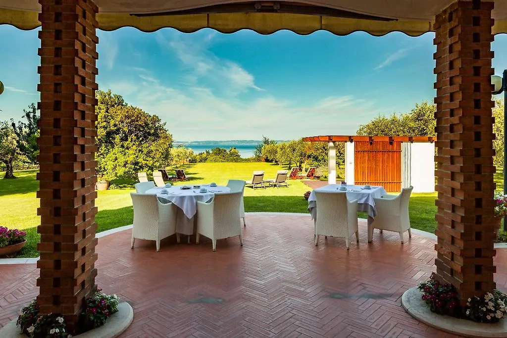 Quercia Belvedere Relais Bardolino 0*,  Italy