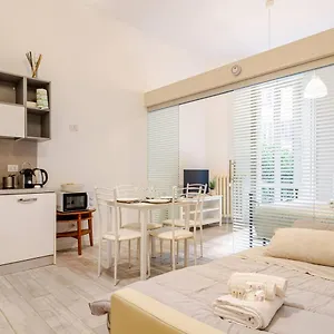 elegance-suite-milano-via-spartaco.italymilanhotels.net/